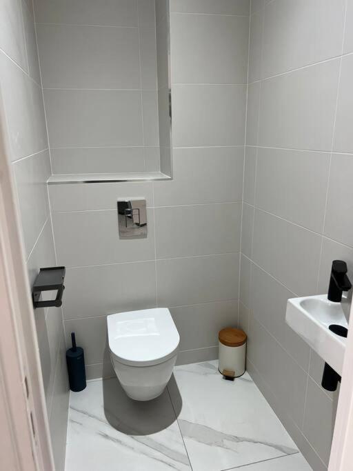 דירות Asnières Cosy Flat For 6 People #2 מראה חיצוני תמונה