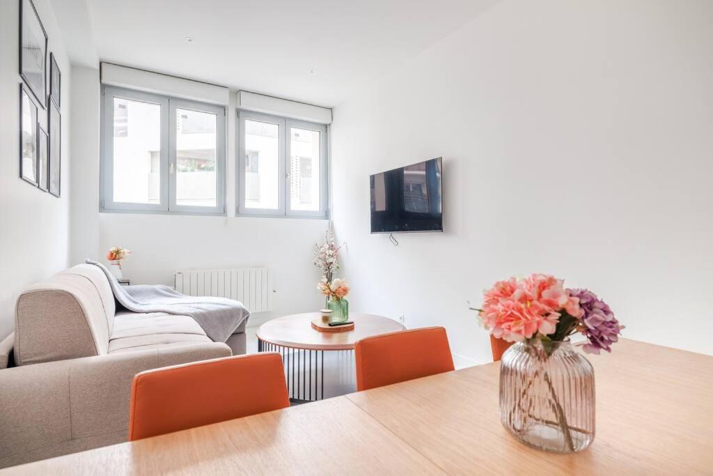 דירות Asnières Cosy Flat For 6 People #2 מראה חיצוני תמונה
