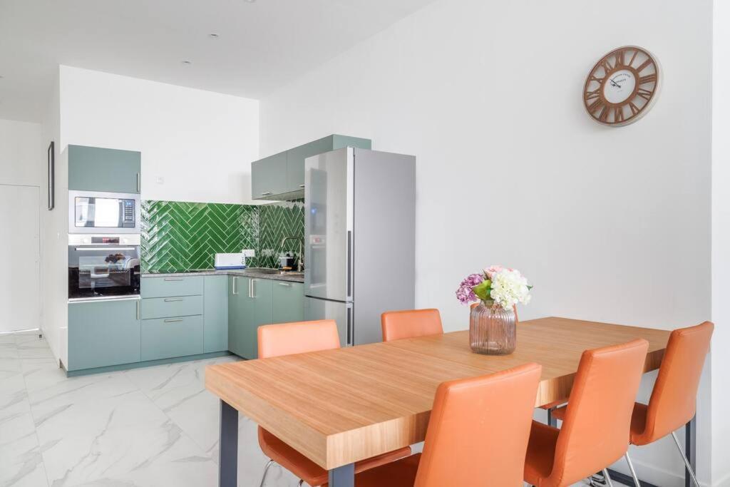 דירות Asnières Cosy Flat For 6 People #2 מראה חיצוני תמונה