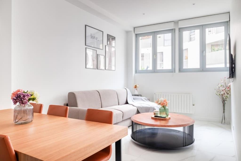דירות Asnières Cosy Flat For 6 People #2 מראה חיצוני תמונה